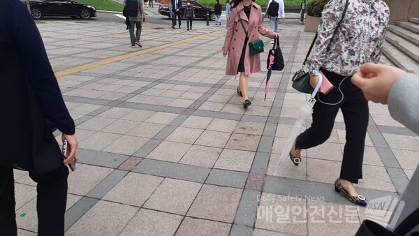 [오늘날씨]18일 전국의 낮 최고기온 17~28도로 예상된다..(신윤희 기자)