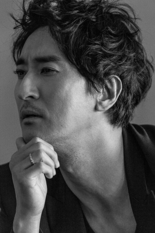 신현준이 전 매니저 김광섭 대표가 주장한 갑질에 대해 "친구 사이"라고 해명했다.(사진=소속사 HJ필름 홈페이지)