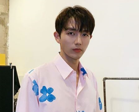 임슬옹이 교통사고를 내 무단횡단 보행자가 사망한 가운데 경찰은 차량 블랙박스 등을 확보해 속도위반 여부를 조사할 예정이다.(사진=임슬옹 SNS 캡처)