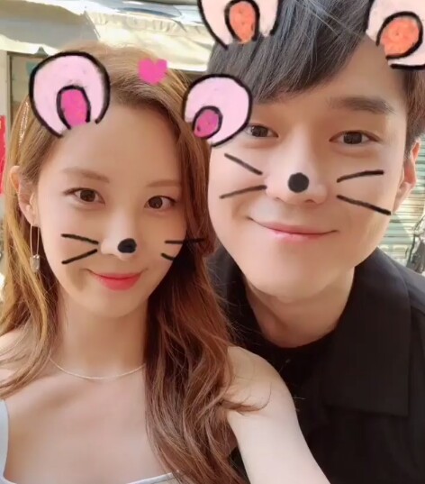 '사생활'에서 호흡을 맞추게 된 고경표와 서현 (사진, 서현 인스타그램 캡처)