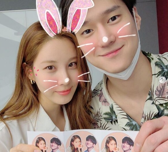 '사생활'에서 호흡을 맞추게 된 고경표와 서현 (사진, 서현 인스타그램 캡처)