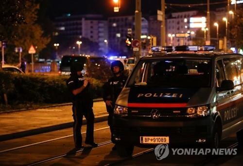 오스트리아 빈 도심에서 총격 테러가 발생했다.(사진=연합뉴스 제공)