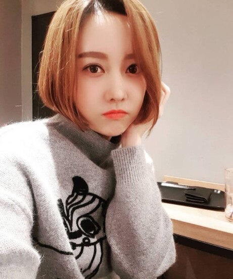 배우 한민채가 9살 연하 회사원과 결혼해 화제다 (사진, 한민채 인스타그램 캡처)