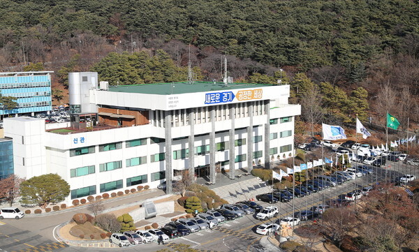 경기도가 2차재난기본소득 지급을 결정한 동두천시와 연천군에 총 14억원 상당의 재정 지원을 한다.(사진=경기도 제공)