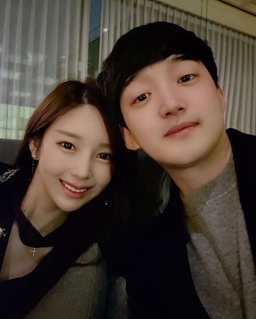 야옹이작가♥전선욱작가가 화제다 (사진, 야옹이 인스타그램 캡처)