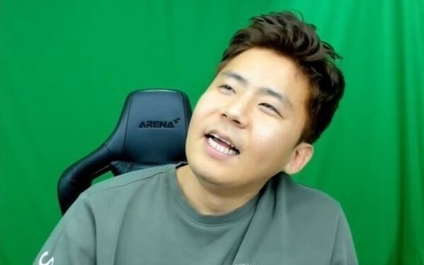 박미선이 BJ철구 방송에 대해 불쾌감을 드러냈다 (사진, 철구 아프리카 방송 캡처)