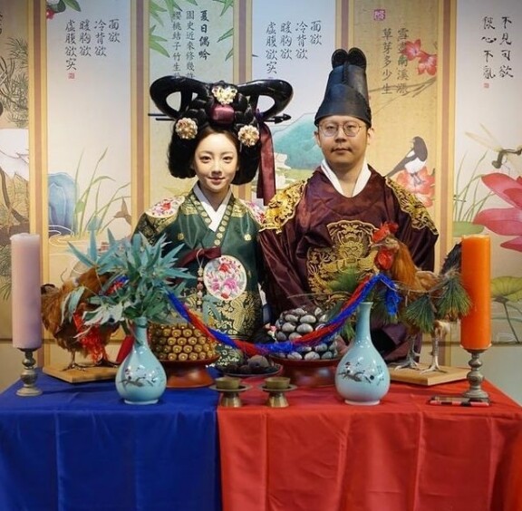 아프리카 BJ 철구와 외질혜가 막말논란에 휩싸였다 (사진, 외질혜 인스타그램 캡처)