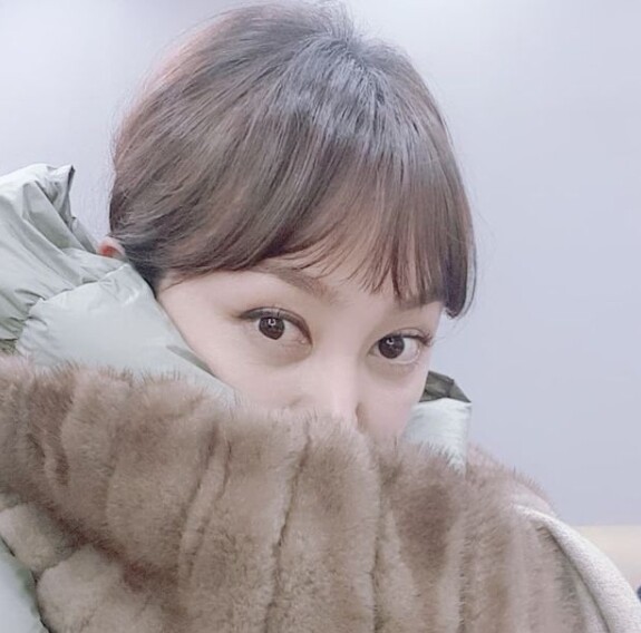 이승연이 갑성샘저하증 때문에 다이어트를 한다고 전했다 (사진, 이승연 인스타그램 캡처)