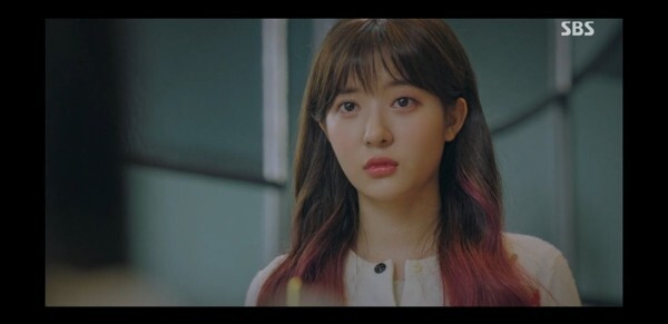 '펜트하우스' 민설아 역 조수민이 화제다 (사진,  SBS '펜트하우스' 캡처)