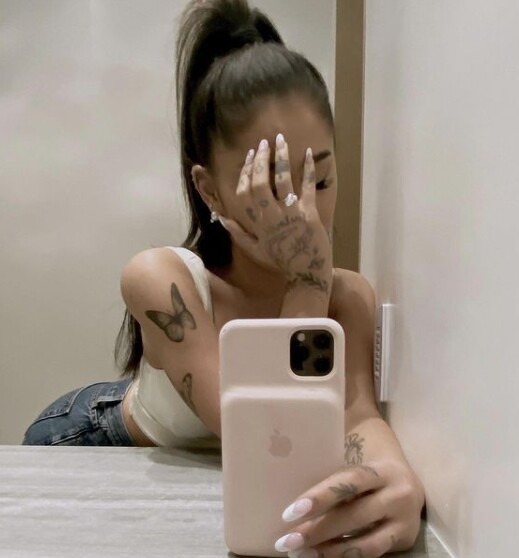 아리아나 그란데와 달튼 고메즈가 화제다 (사진, 아리아나 그란데 인스타그램 캡처)