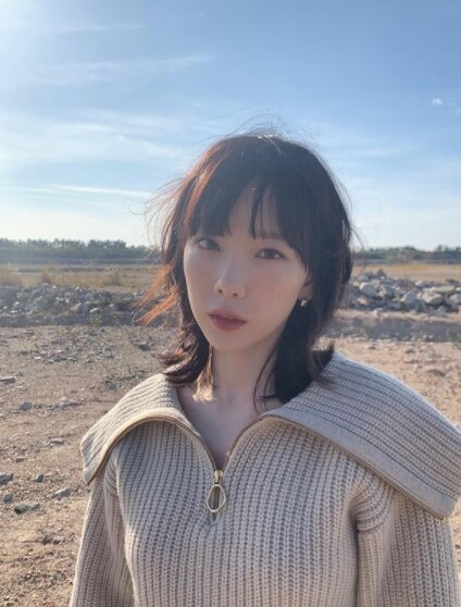 태연과 라비가 열애설에 휩싸였다 (사진, 태연 인스타그램 캡처)