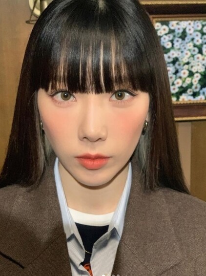 태연과 라비가 열애설에 휩싸였다 (사진, 태연 인스타그램 캡처)