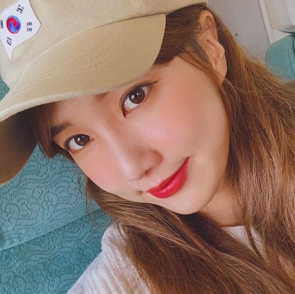 자가격리 중 생일파티를 열어 비판을 받은 국가비 (사진, 국가비 인스타그램 캡처)