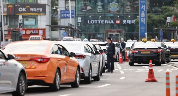 서울시내 택시 모습(사진=연합뉴스 제공)
