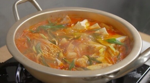 매주 수요일 밤 방송되는 '백종원의 골목식당' (사진, SBS 제공)