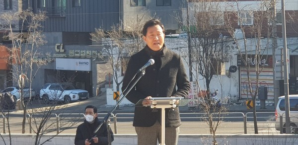 오 전 시장은 시정에 대해  경험이 있기 때문에 시장이 되자마자 응급조치가 필요한 서울에 즉시 처방을 내릴 수 있다고 말했다.(사진, 김혜연 기자)