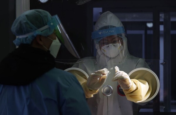 서울시 코로나19 선별진료서 (사진=연합뉴스 제공)