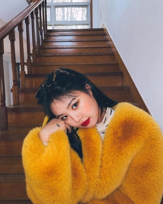 (여자)아이들 수진의 학폭 논란과 배우 서신애 반응이 화제다 (사진, (여자)아이들 공식 인스타그램 캡처)