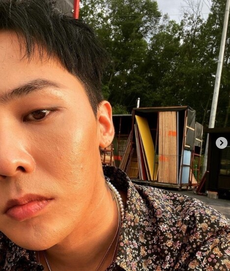 제니와 지디가 열애설에 휩싸였다 (사진, 지디 인스타그램 캡처)