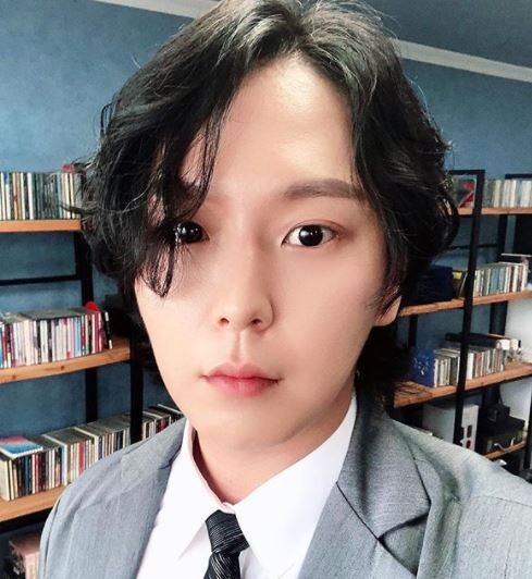 B.A.P 출신 힘찬이 강제추행 혐의로 징역 10개월을 선고받았다.(사진=힘찬 SNS 캡처)