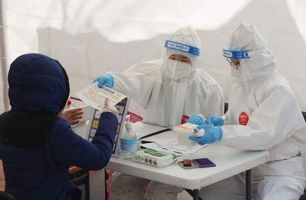 코로나19 선별진료소 모습(사진=연합뉴스 제공)