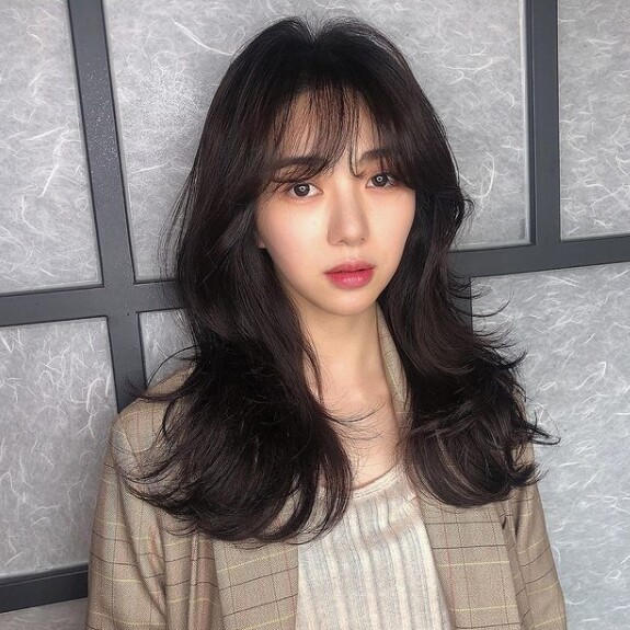 AOA 출신 권민아가 학창시절 성폭행을 당했다고 주장했다 (사진, 권민아 인스타그램 캡처)