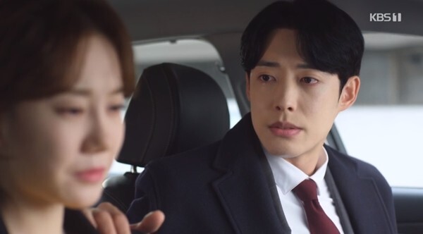  김하연을 걱정하는 정민아 (사진, KBS1 일일드라마 '누가 뭐래도' 캡처)