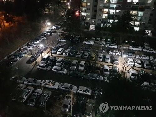 아파트 단지 주차 전경. /연합뉴스
