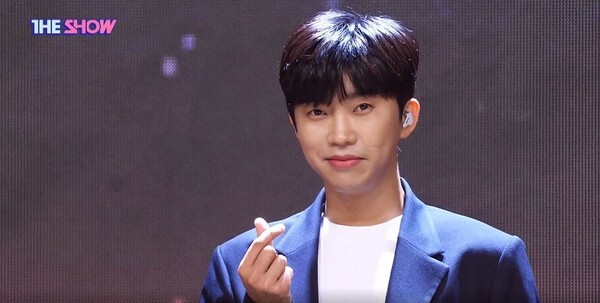 임영웅이 '쇼!음악중심'에 이어 '더쇼'에서도 1위를 차지했다.(사진=SBS MTV '더쇼' 방송 캡처)