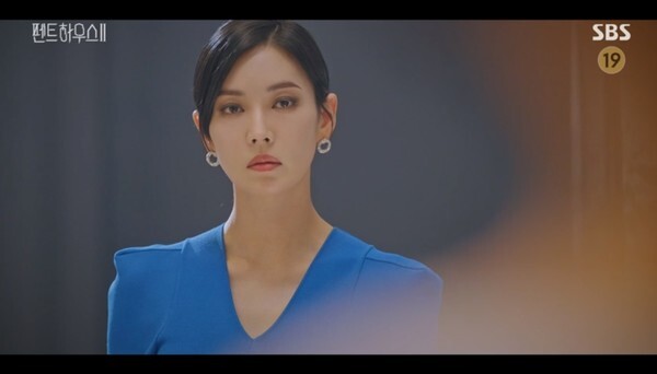 심수련의 생존을 알게 된 천서진 (사진, SBS '펜트하우스' 캡처)