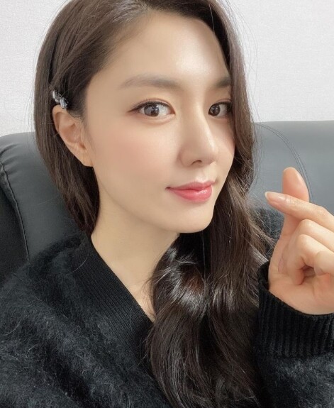 서지혜와 김정현이 열애설에 휩싸였다 (사진, 서지혜 인스타그램 캡처)