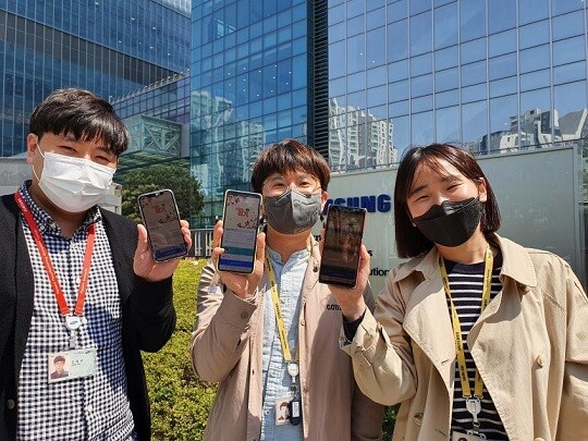 삼성전자 DS 부문이 오는 30일까지 '사랑의 걷기' 캠페인을 한다. 한 걸음 당 1원씩 적립되는 이번 캠페인은 올해 10억 걸음을 목표로 하며 감염병을 고려해 비대면으로 진행된다. (사진=연합)