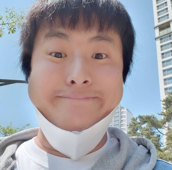 기안84의 '복학왕' 별점이 3점대로 떨어졌다(사진, 기안 인스타그램 캡처)