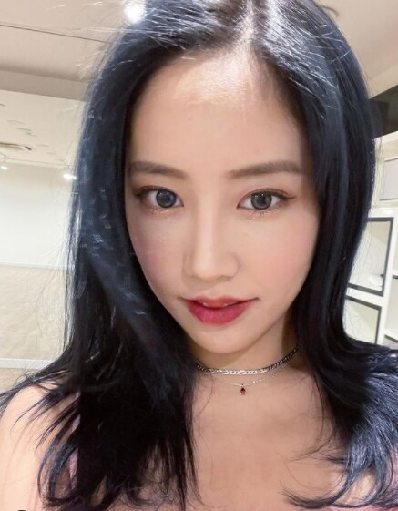 '머니게임'에 출연한 육지담(사진, 육지담 인스타그램 캡처)