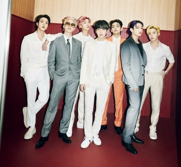 방탄소년단이 'Butter'로 101개 국가·지역 아이튠즈 1위를 했다.