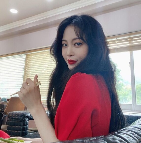 한예슬, 10살 연하 남친 저격에 반발했다 (사진, 한예슬 인스타그램 캡처)