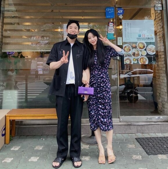 10살 연상연하인 류성재와 한예슬 (사진, 한예슬 인스타그램 캡처)