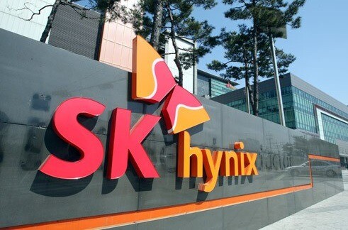 시총 1,2위인 삼성전자와 SK하이닉스는 외인 매도로 고전이 계속되고 있다.