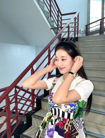 (사진, 이나은 인스타그램 캡처)