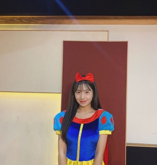 (사진, 채원 인스타그램 캡처)