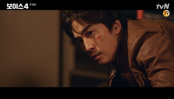 (사진, tvN '보이스4' 캡처)