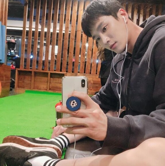 (사진, 안보현 인스타그램 캡처)