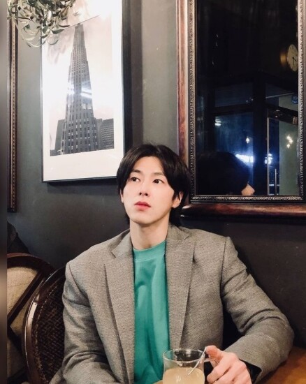 (사진, 유노윤호 인스타그램 캡처)