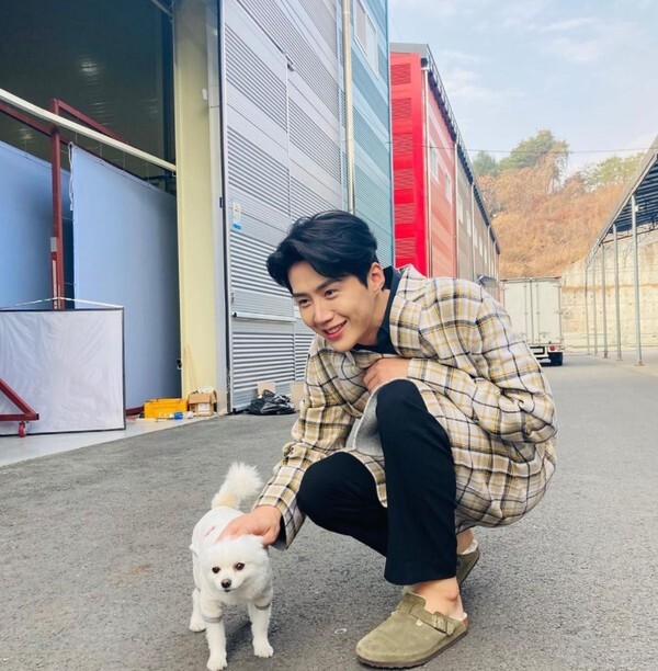 (사진, 김선호 인스타그램 캡처)