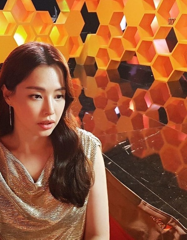 (사진, 이하늬 인스타그램 캡처)