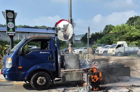 전북 부안군 주차장 인근서 1t 트럭...
