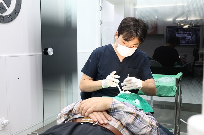 [건강 칼럼] 당뇨 환자 임플란트, ...